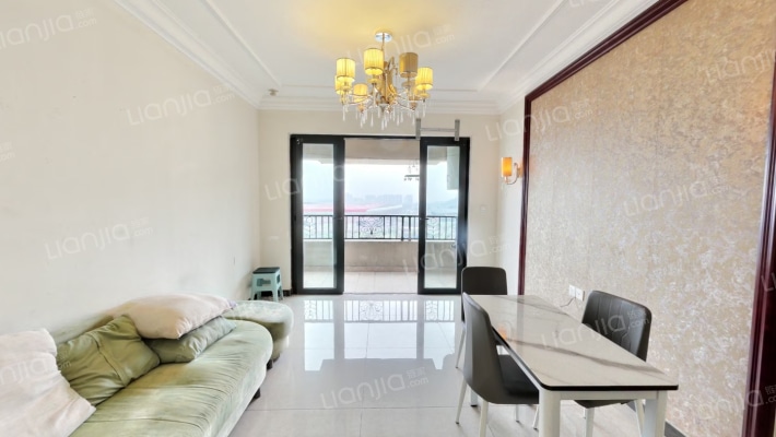 恒大绿洲二手房实景图