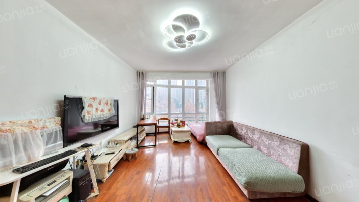 东方明珠花园西区二手房实景图