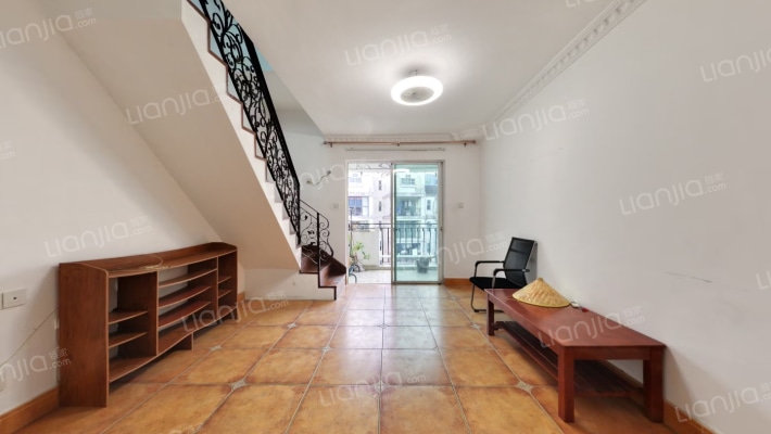 中海怡翠山庄三期二手房实景图