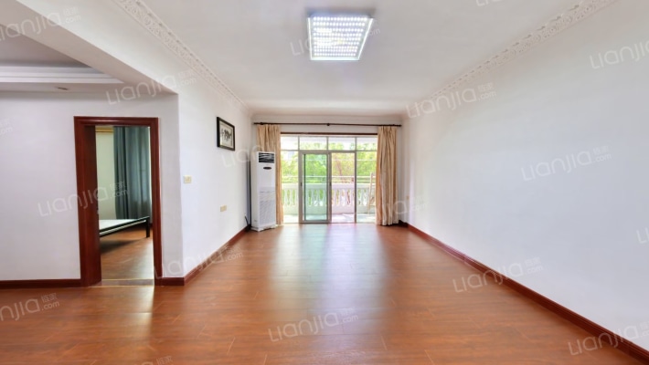 金宝江畔花园二手房实景图