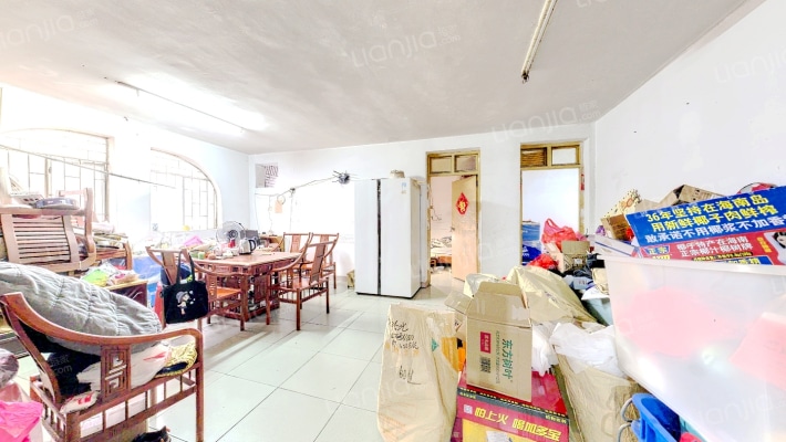 新城花园龙岗二手房实景图