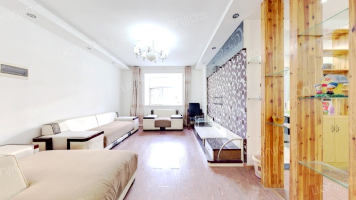 东和颐园二手房实景图