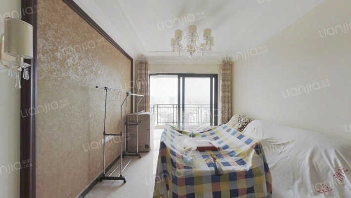 云报华府二手房实景图