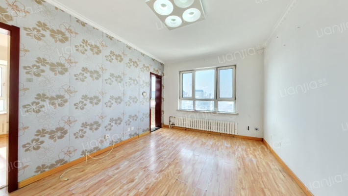 海湾花园二手房实景图