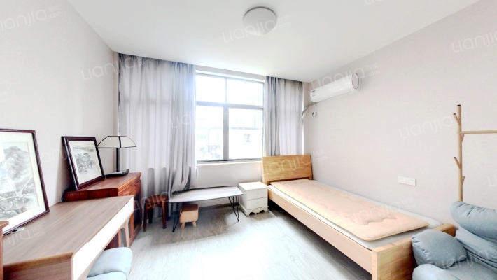 潇洒铭寓二手房实景图