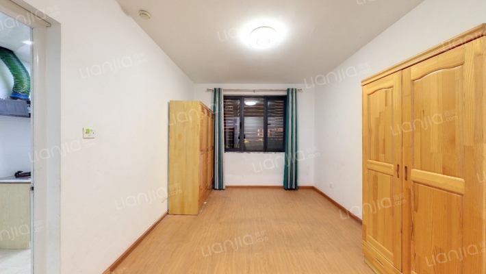 三宝郡庭二手房实景图