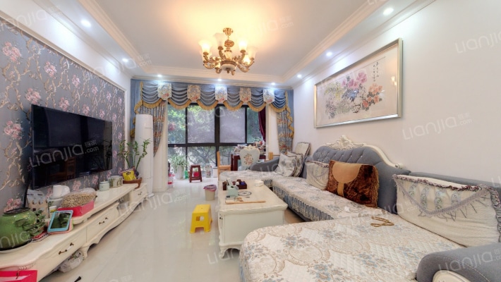 芙蓉华庭二手房实景图