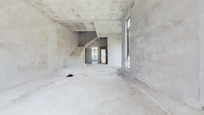 恒大金碧天下花海天麓区二手房实景图