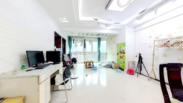 银丰富苑二手房实景图