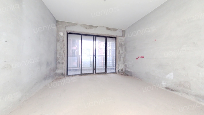 永江臻萃园二手房实景图