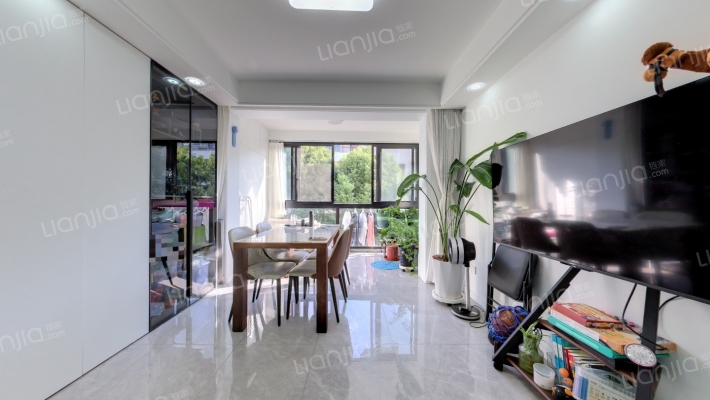 浦江世博家园五街坊二手房实景图