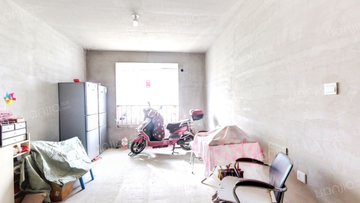 涿州京港澳高速出口名流美域全南两居室房本满二-客厅