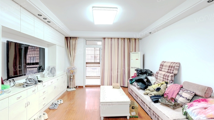 举秀苑二手房实景图