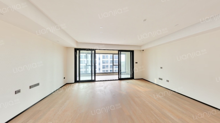 万科翡翠公园二手房实景图