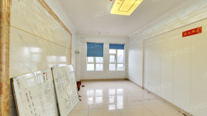 小时代二手房实景图