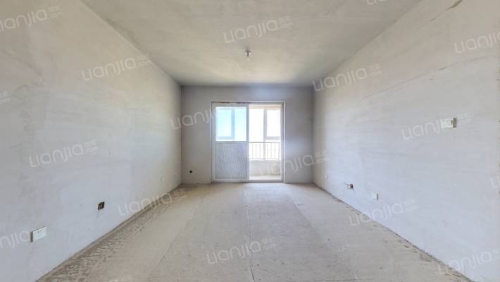 京港澳高速旁边 钻石商圈 南北两居室-客厅