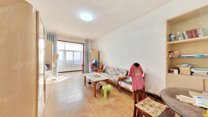 工人路184号院二手房实景图