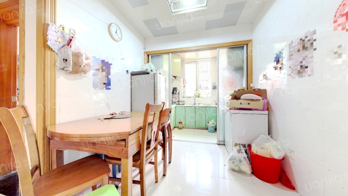 莲花新村三区二手房实景图