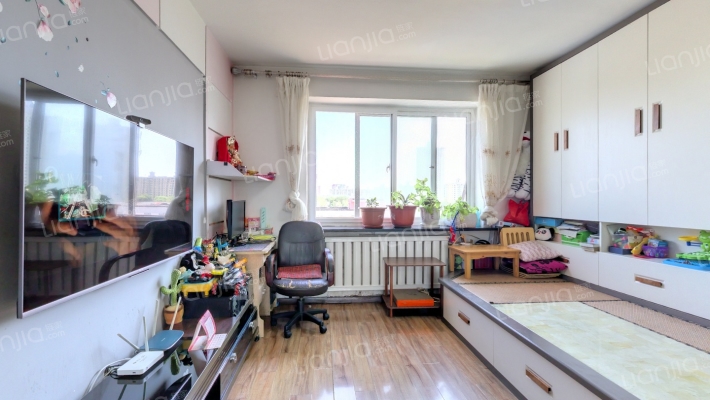 包道社区二手房实景图