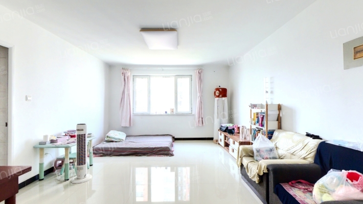 有证可贷款 位于华阳路 地段好 三义西丁步行接孩子-客厅