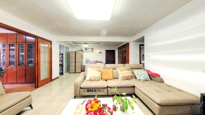 龙凤苑1二手房实景图