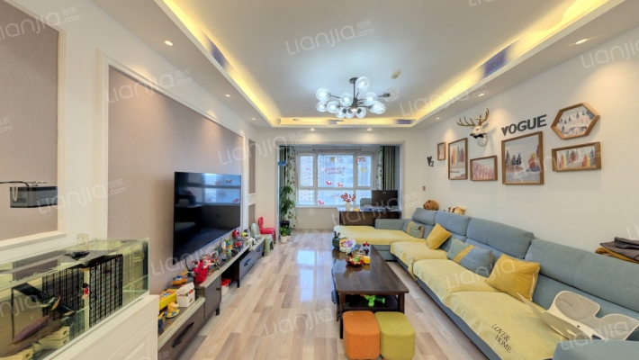 亚太清湖湾二手房实景图