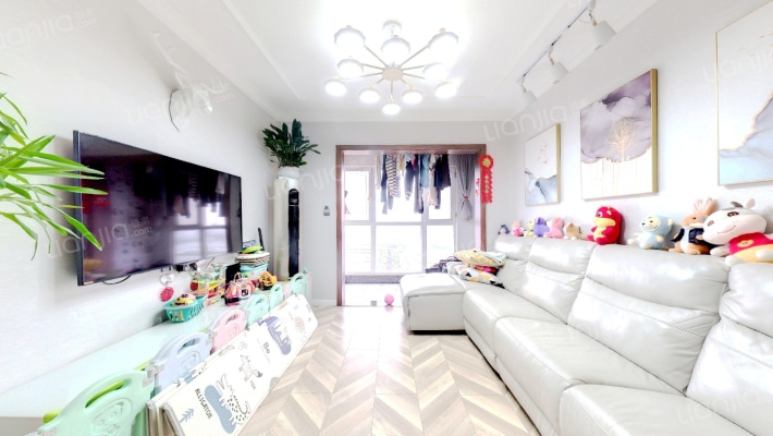 合能珍宝玲珑二手房实景图