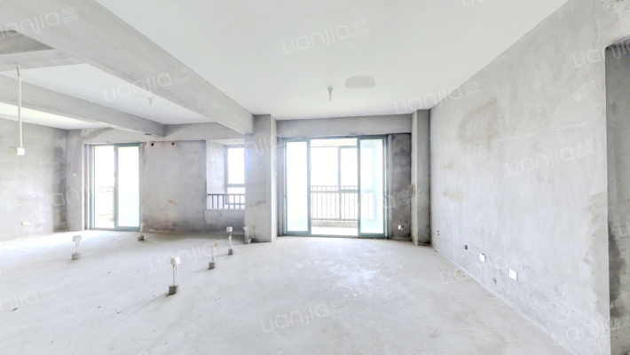 鳌港苑二手房实景图