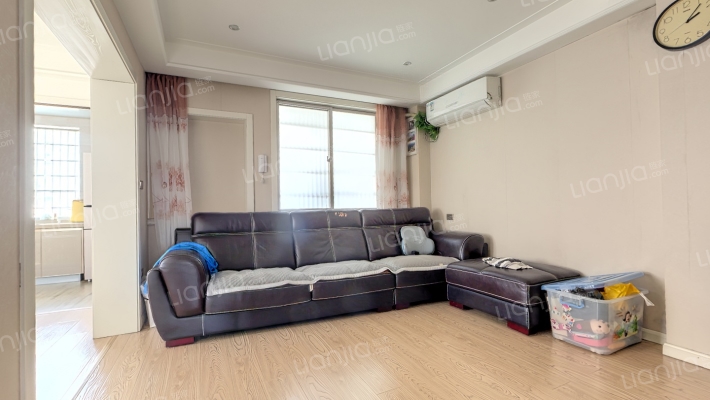 蝉街商厦二手房实景图