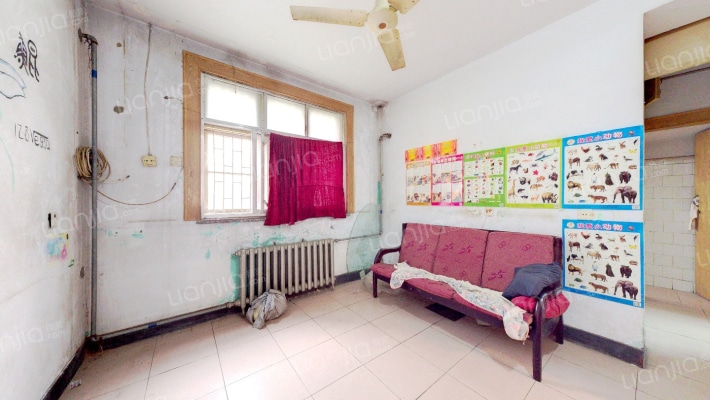 伏牛路156号院二手房实景图