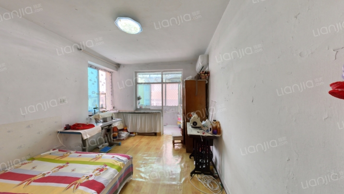 石油六闾二手房实景图