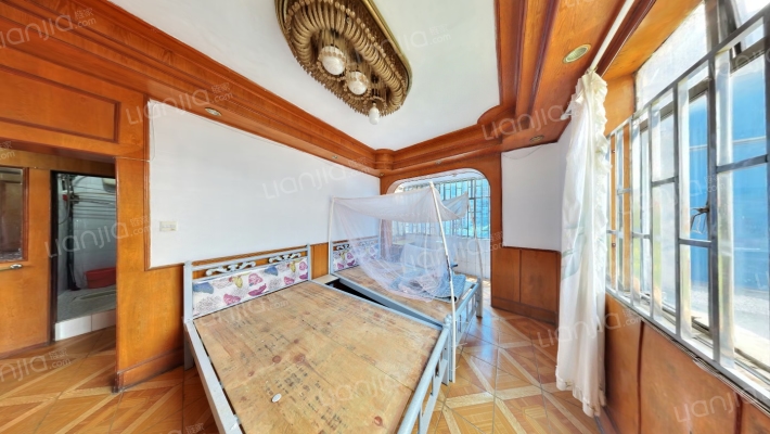 云南省水利水电职业学校二手房实景图