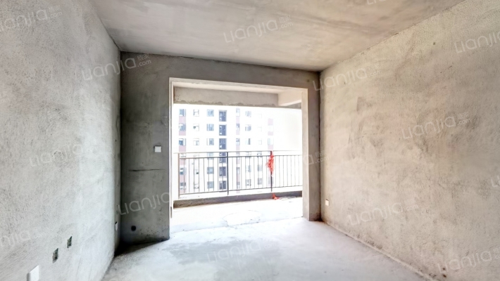 常绿·东风宸苑二手房实景图