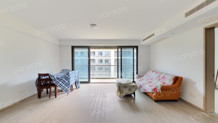 绿城·云栖桃花源二手房实景图