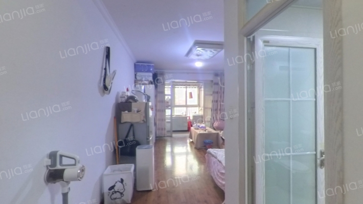 克拉公寓二手房实景图