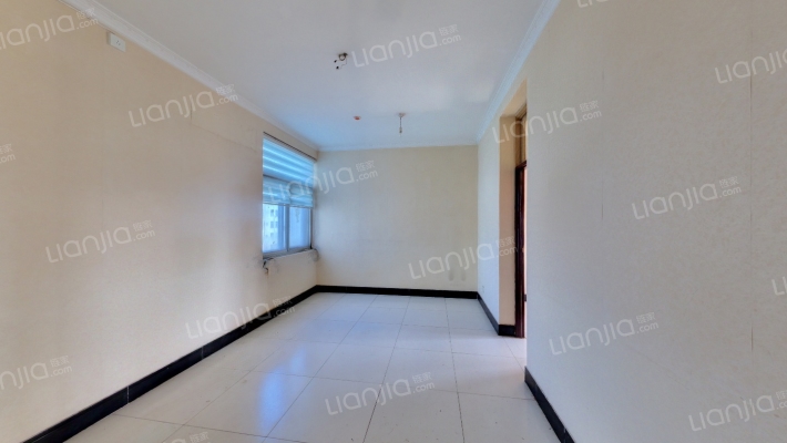 汽修厂综合楼二手房实景图