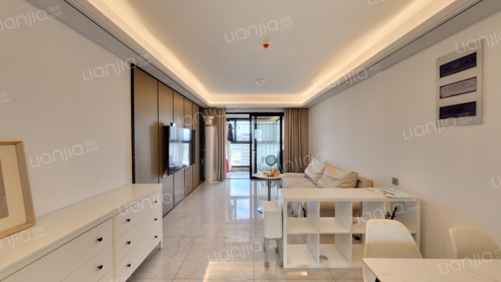 中海凤熙名邸二手房实景图