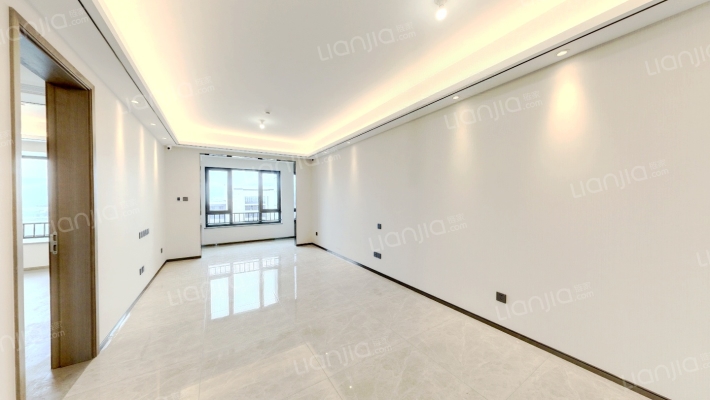 中海熙峰里二手房实景图