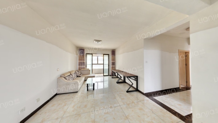 雅徽苑二手房实景图