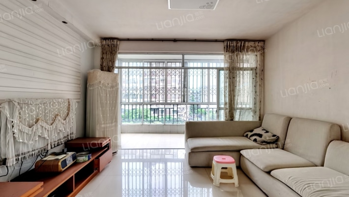 西湖苑小区二手房实景图