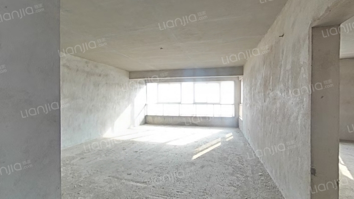 兴隆新苑二手房实景图