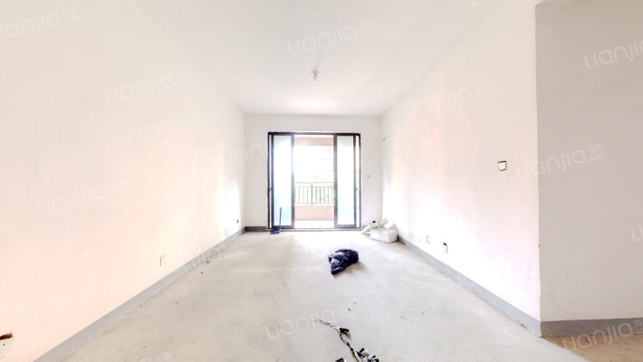 绿地国际博览城一期御珑二手房实景图