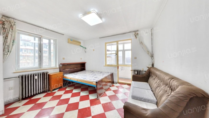 公交党校宿舍二手房实景图