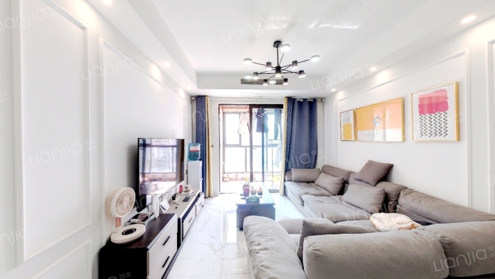 融景城臻苑二手房实景图