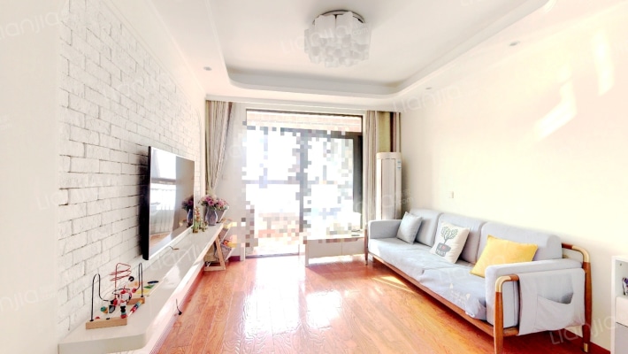 绿地铭公馆二手房实景图