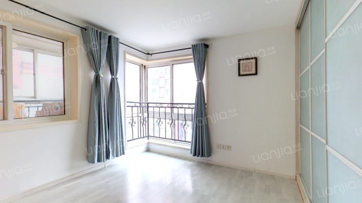 华盛家园二手房实景图