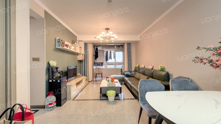 华润绿地凯旋门二手房实景图