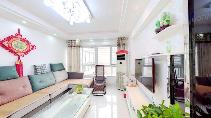 东方希尔顿二手房实景图