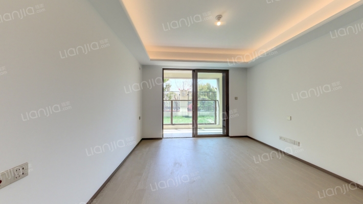 卓越悦珑庭二手房实景图