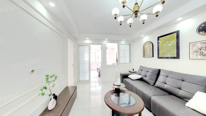 金属小区二手房实景图